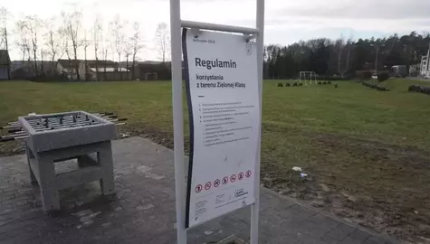 zniszczenie zielonej klasy w Jastrzębiu-Zdroju