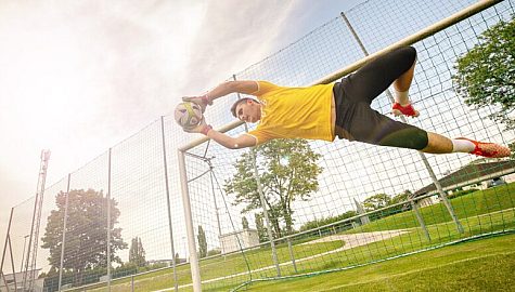 Goalkeeper 5754865 1920 870x440