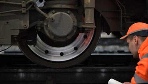 Kontrole hamolców w pociągach