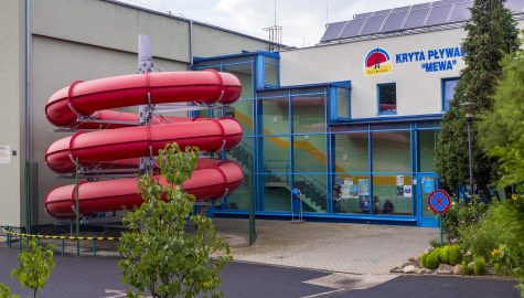Kryta pływalnia mewa