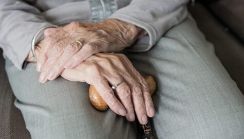 Liczba stulatkow w polsce