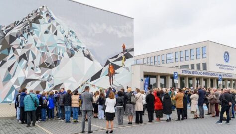 Mural himalaistów w tychach