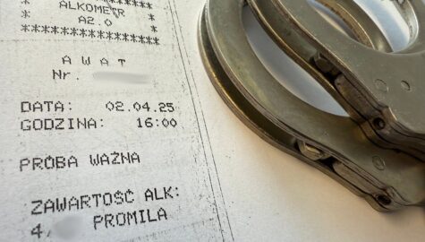 Pijana matka opiekowala sie dziecmi