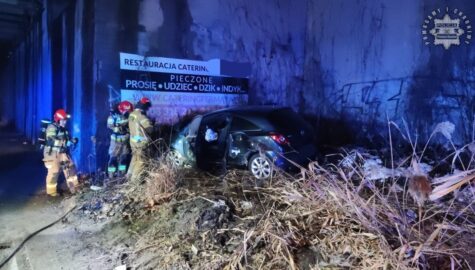 Pijana wjechala we wiadukt