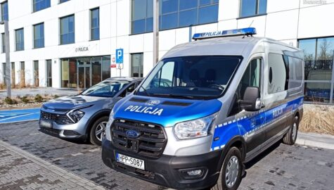 nowy radiowóz do kontroli czasu pracy kierowców