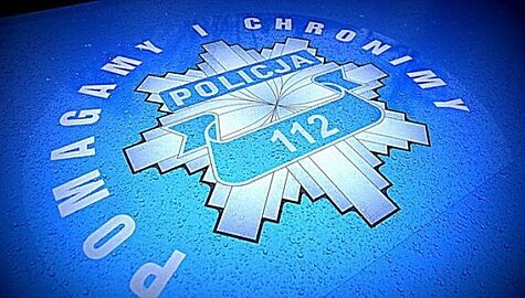 Policjanci uratowali seniorke w zebrzydowicach