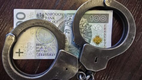 Proba przekupienia policjantow