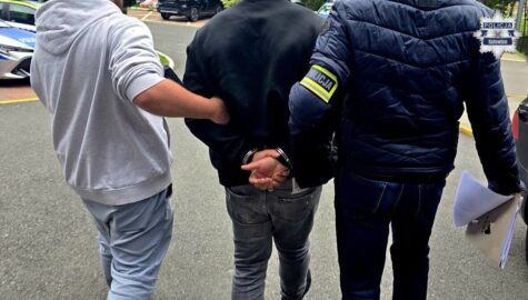 Proba wrecznia łapówki policjantom