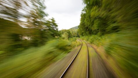 Train 1715320 1920