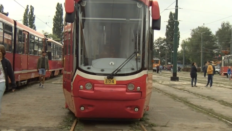 Tramwaj 02