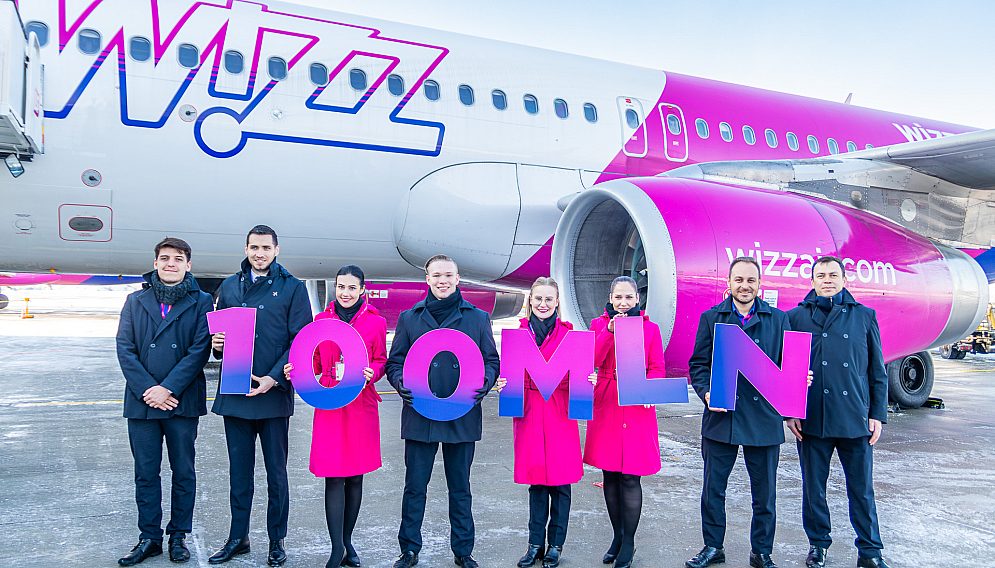100 MLN wizzair 01