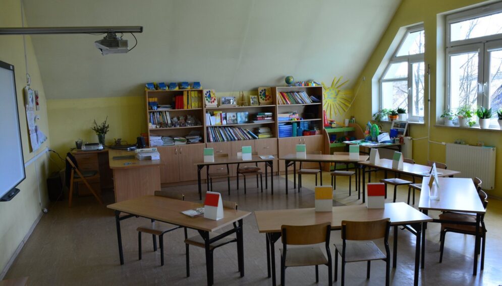 17453724270 54af9301cf k