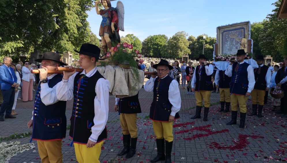 195058268 4236901649674967 7083381555351931838 n