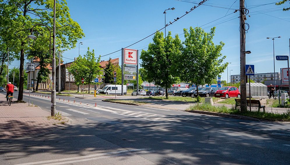 2022 05 19 PRZEJSCIE DLA PIESZYCH MIRECKIEGO 4