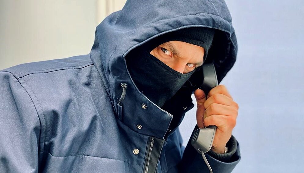 42 672861