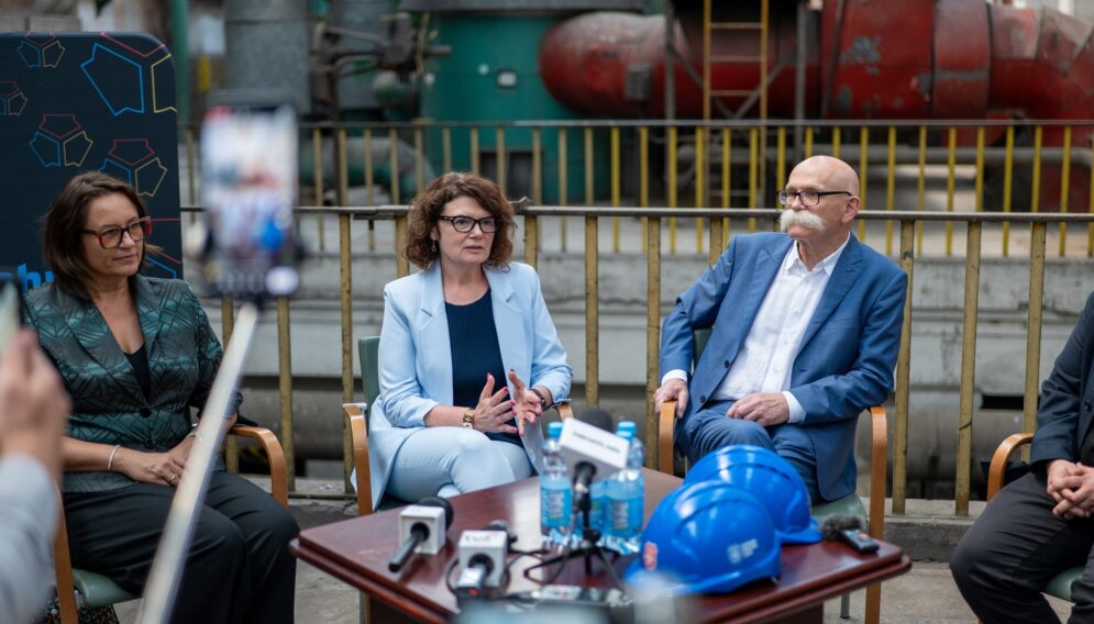 525031060 1357622236279358 2439754251579907459 n