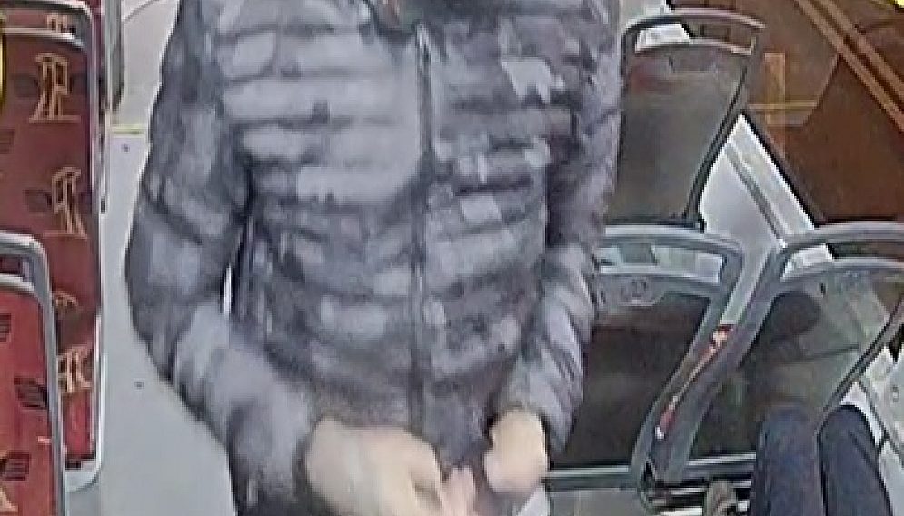 56 786948