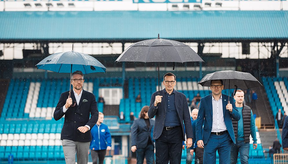 9b77b2c7 6cd6 400a 80d7 12c1e1da9232