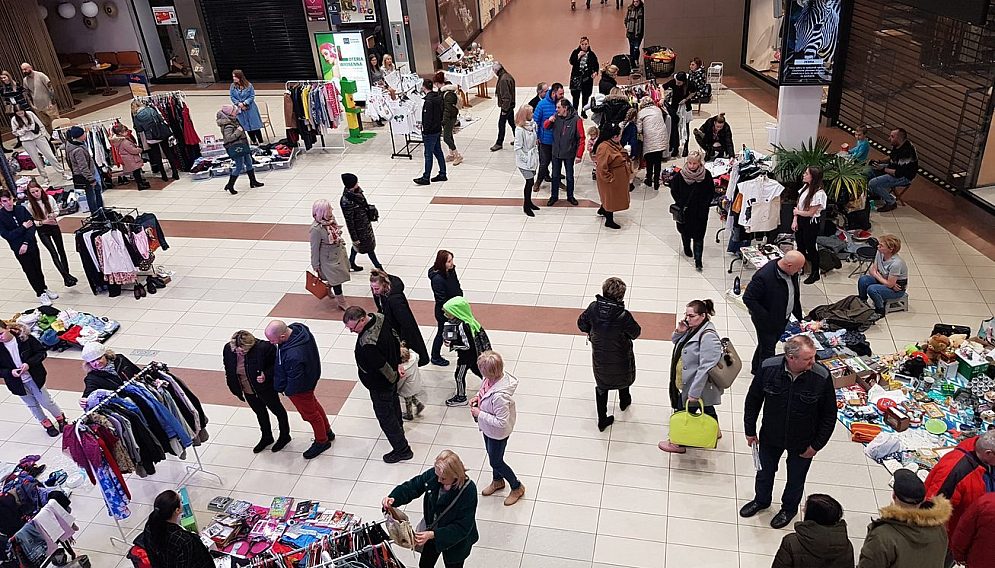 Garazowka w Galerii Jurajskiej fot Galeria Jurajska 4