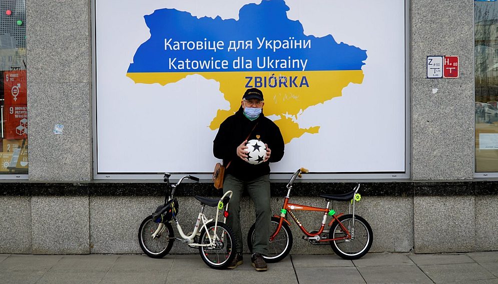 Pierwsze dwa rowerki podarowal pan Wojciech Mszyca znany kolekcjoner starych rowerow i spoleczny opiekun zabytkow