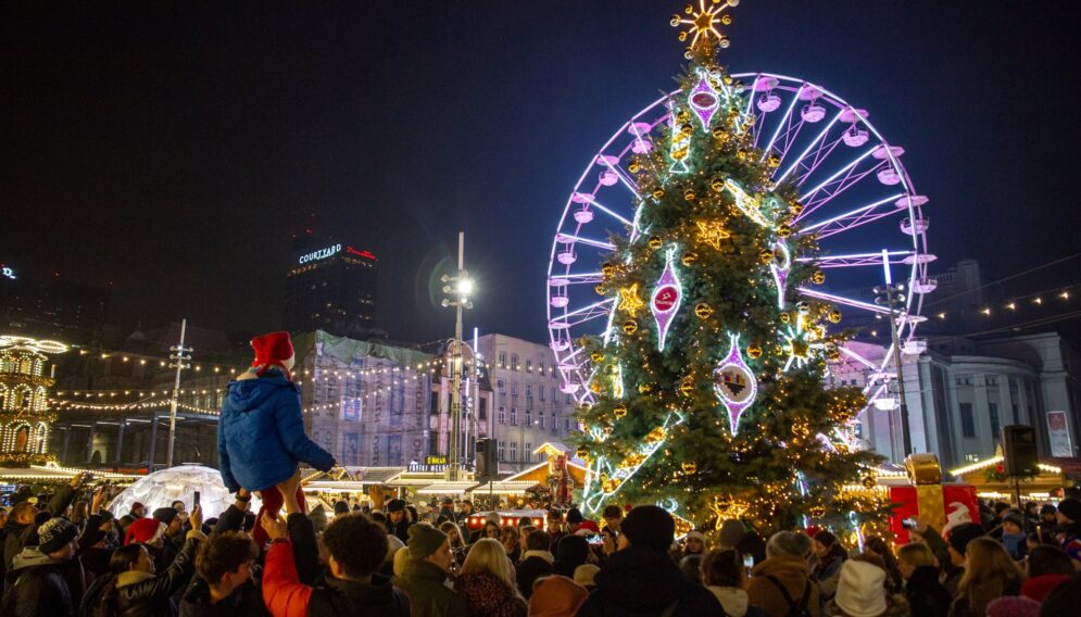 Rozswietlenie choinki w Katowicach