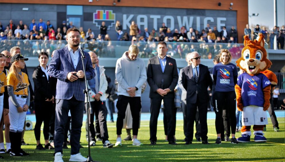 Uroczyste otwarcie nowego kompleksu sportowego przy ul Asnyka fot Dariusz Czapla