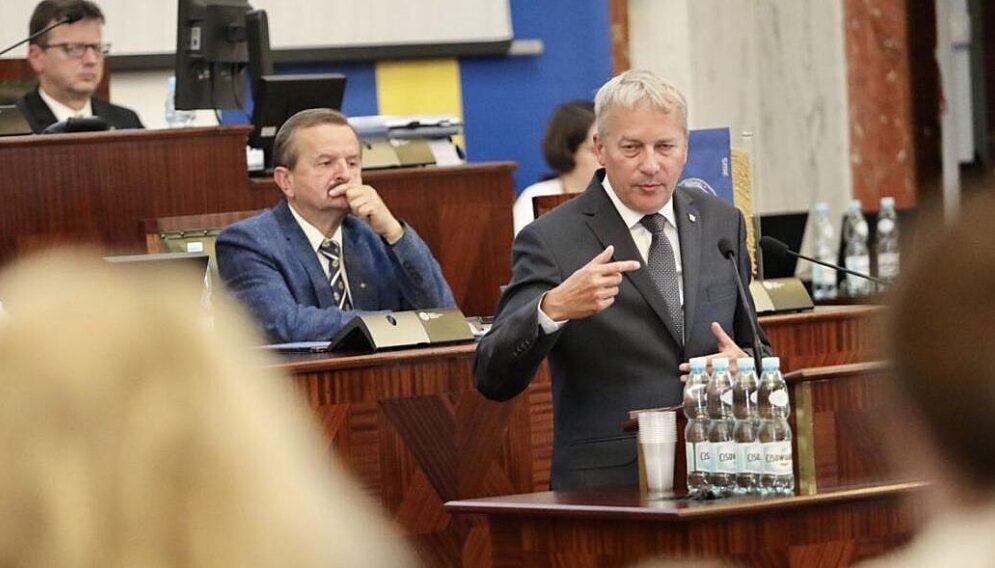 Zarząd Województwa Śląskiego z wotum zaufania i absolutorium