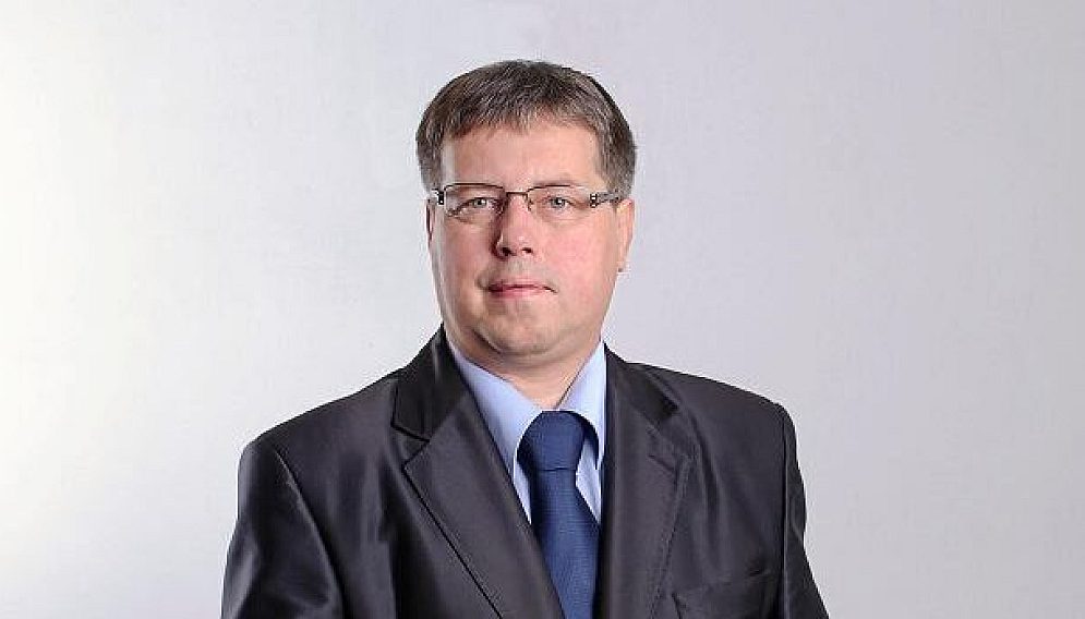 Artur gawronski radny