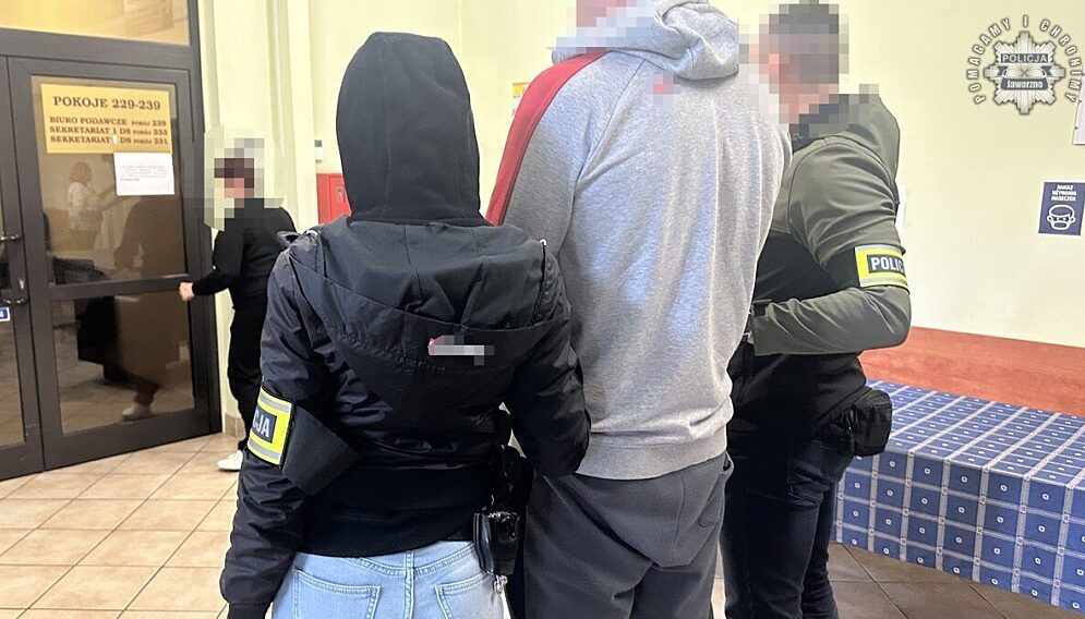 Atak pseudokubica na kobiete