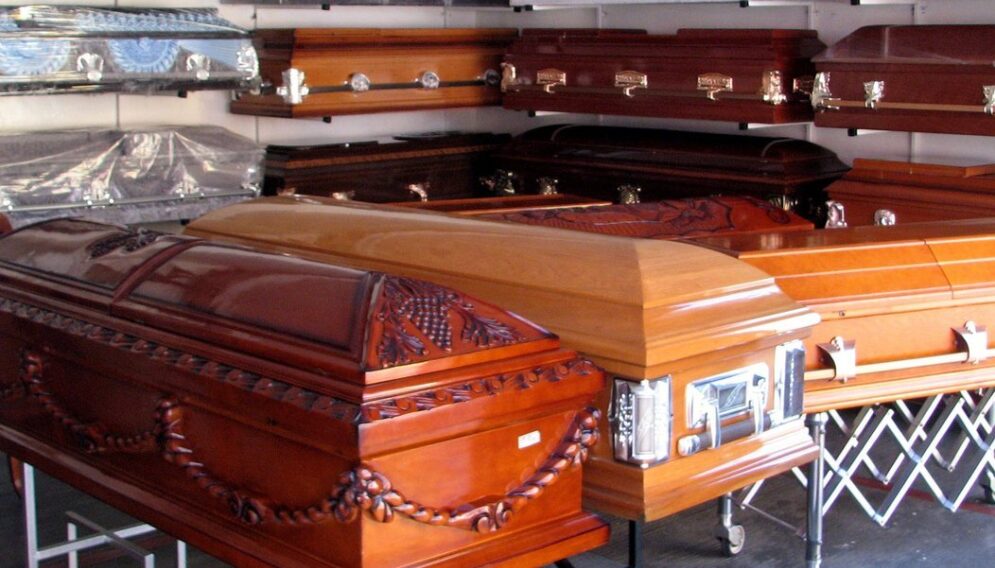 Coffins 5109094 1920