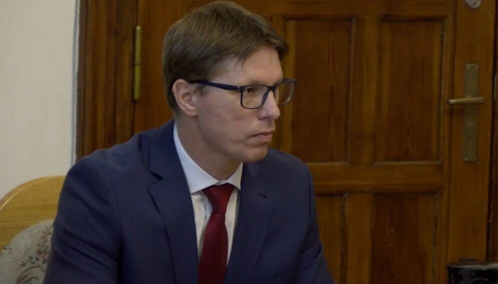 Csm beger 898e11eeae