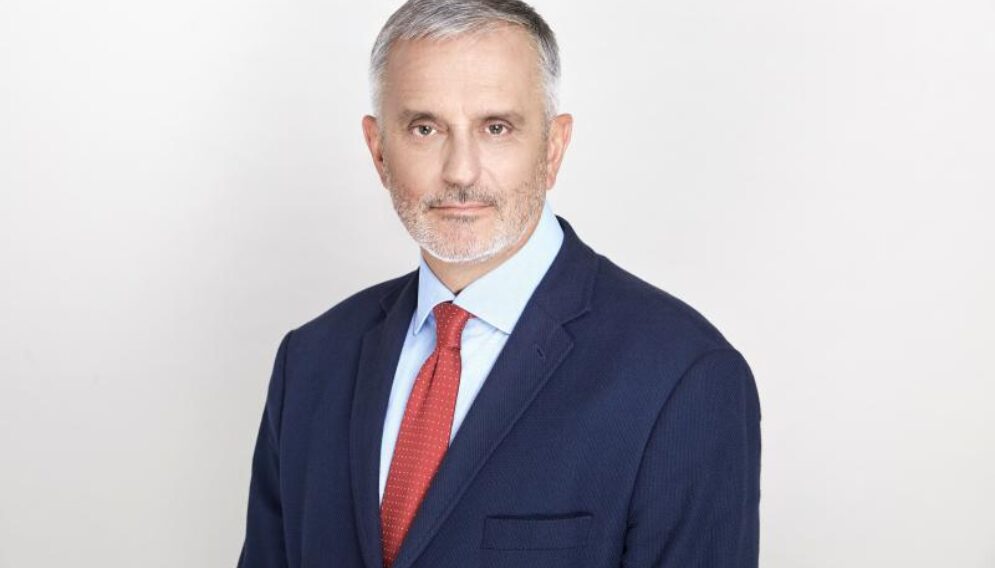 Dr roman szelemej