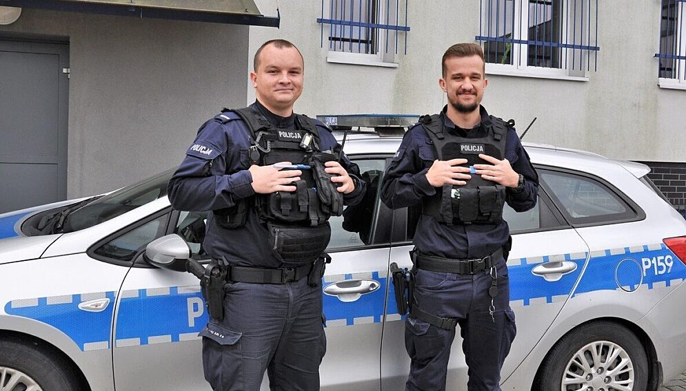 Eskortowali dziecko do szpitala