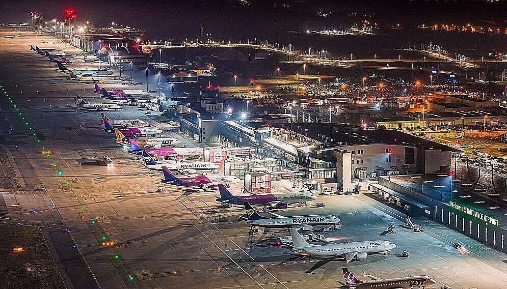 Ewakuacja katowice airport