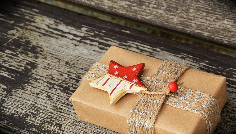 Gift g6675aa679 1920