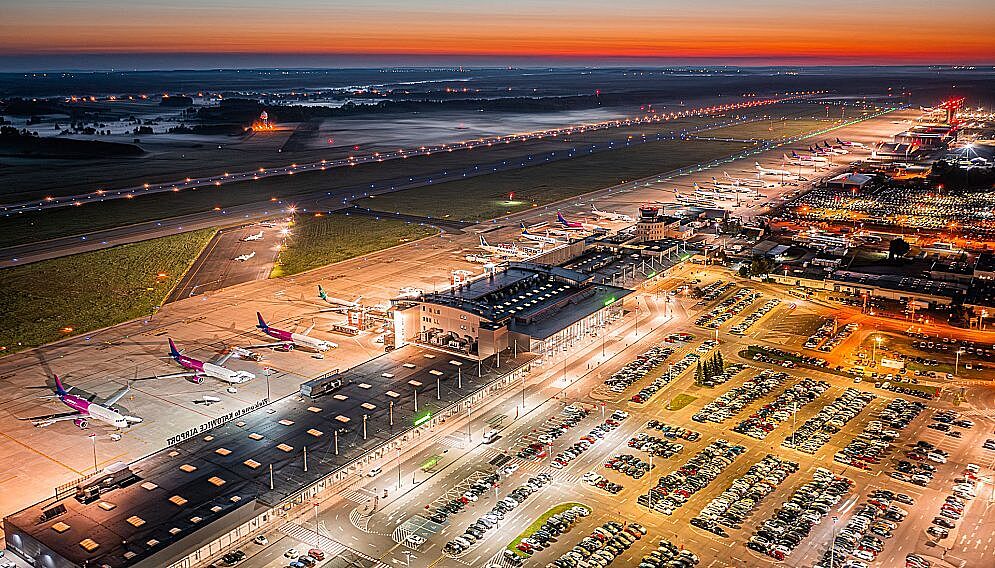 Katowice airport przekierowane loty