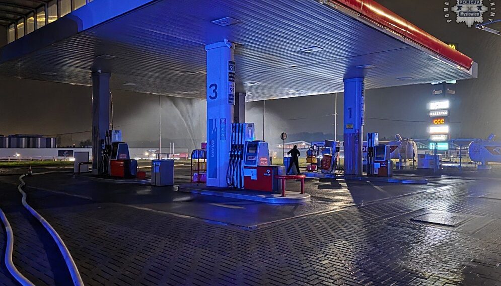 Kobieta wyrwała dystrybutor lpg