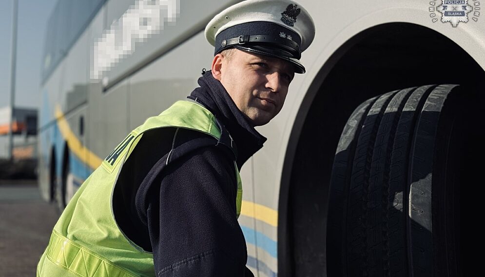 Kontrole autokarow w ferie