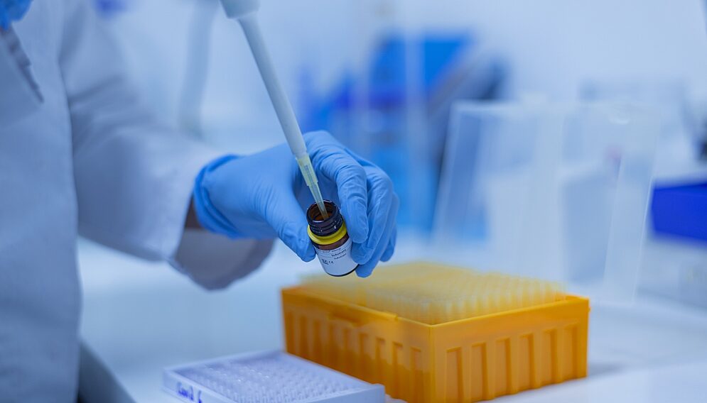Laboratory 5721287 1920