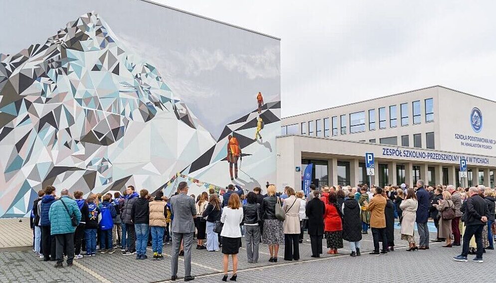 Mural himalaistów w tychach