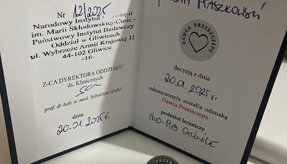 Policjant oddal szpik