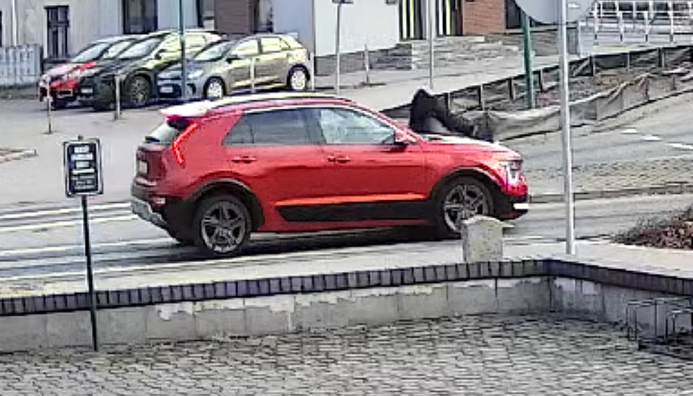 Potracenie rowerzystki w lublincu