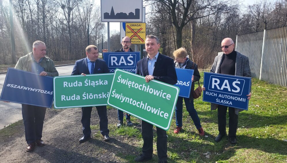 Ruchautonomiijezykslaski