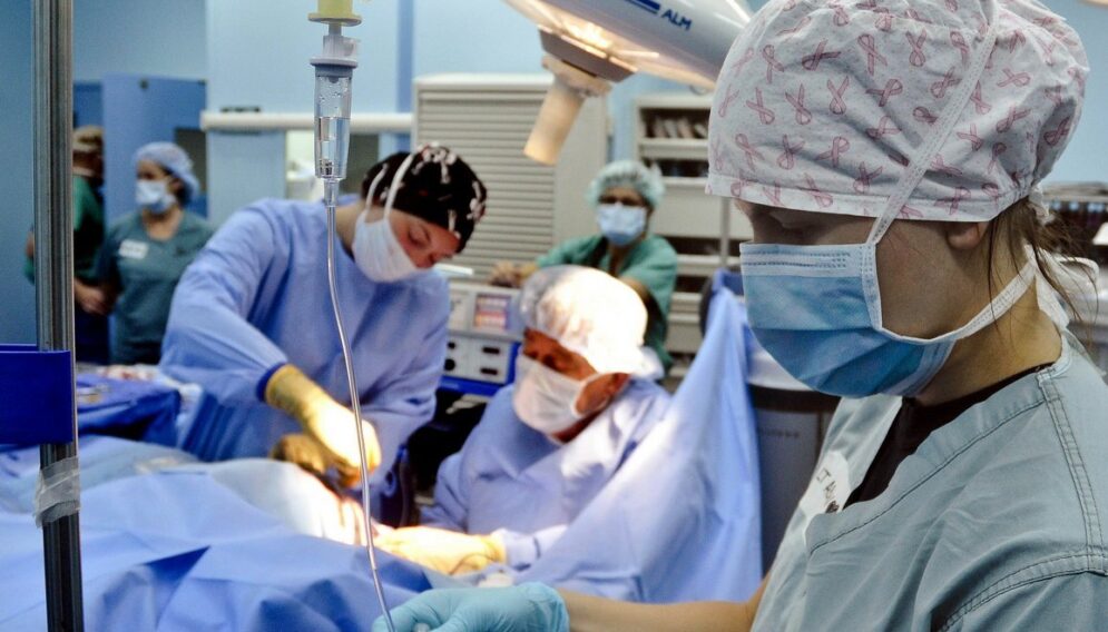 Surgery 79584 1920
