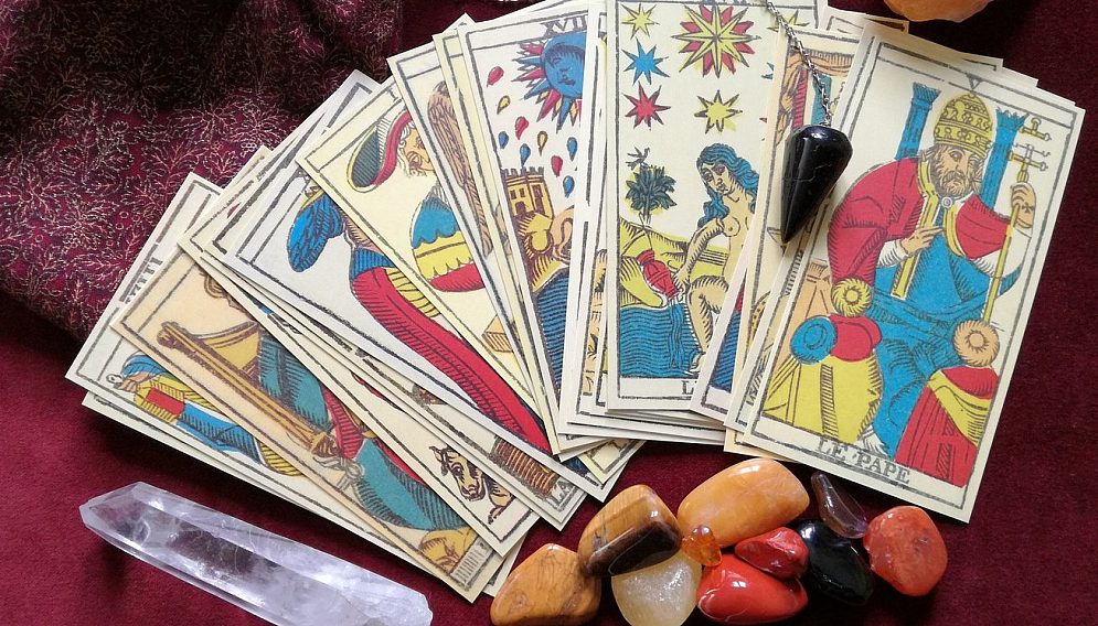 Tarot gc445bc854 1920