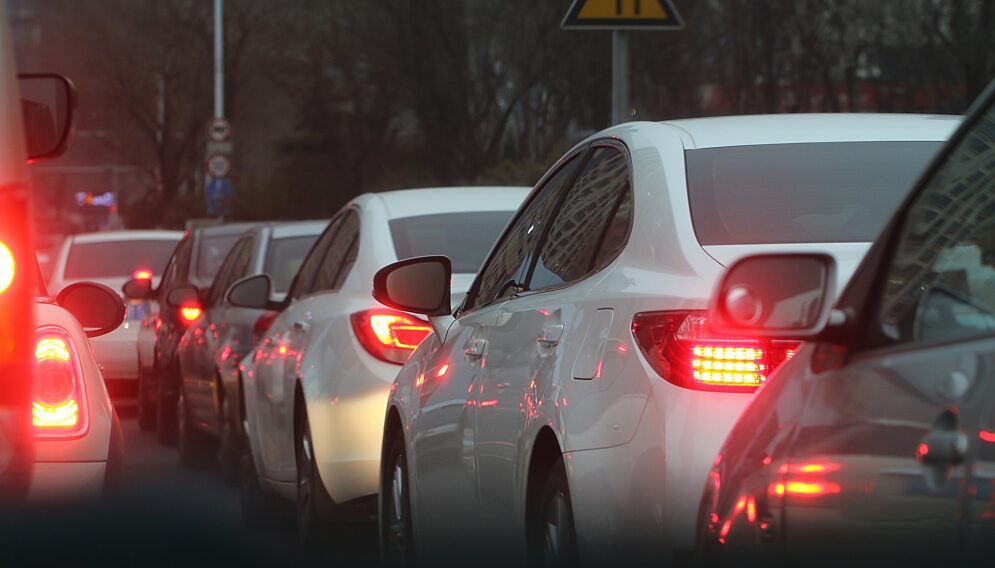 Traffic jam gc5bf7124f 1920