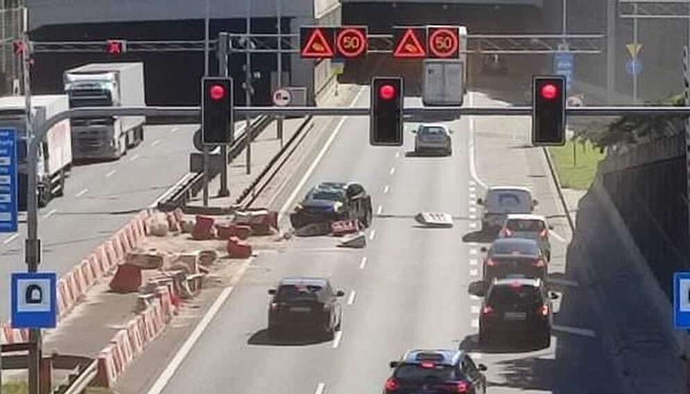 Tunel zamkniety zderzenie mokka