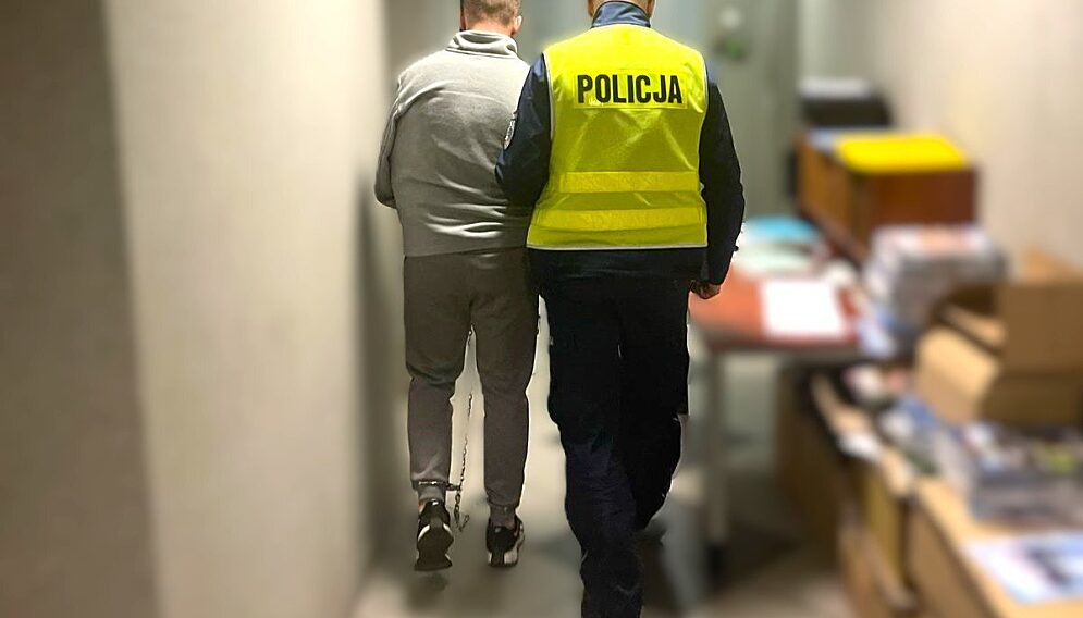 Ucieczka przed policja ledziny