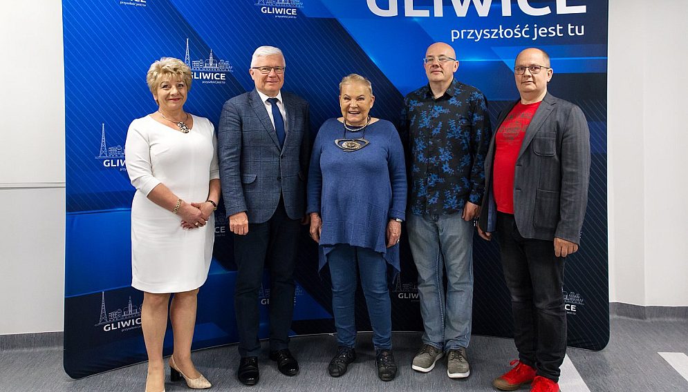 Um e dzikowska fot d nita garbiec 079