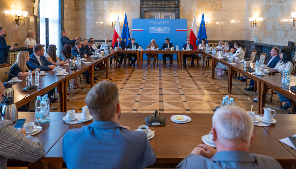 Usuwanie nielegalnych odpadow na slasku